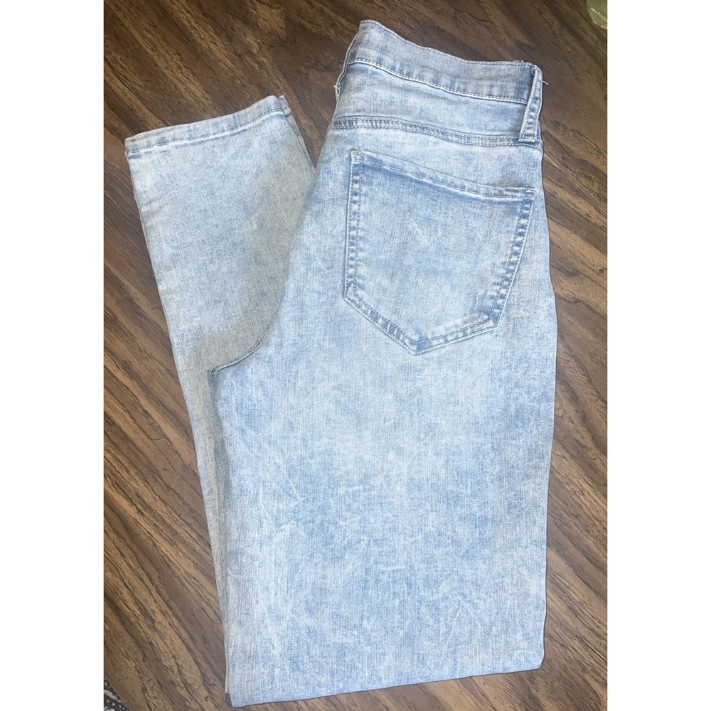 SO High Rise Curvy Mom Jean Size 1 Blue Light Wash Distressed Waist 25"
